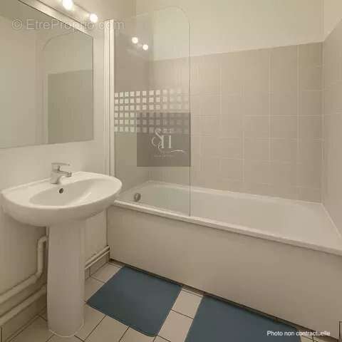 Appartement à SURESNES