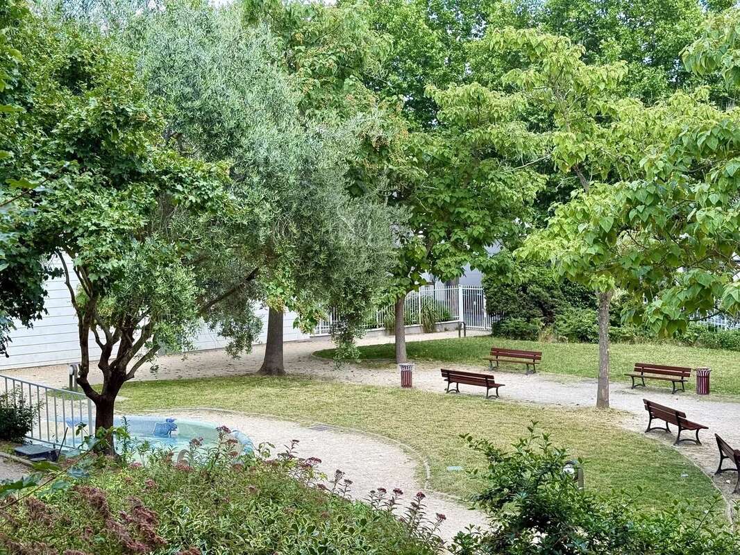 Appartement à SURESNES