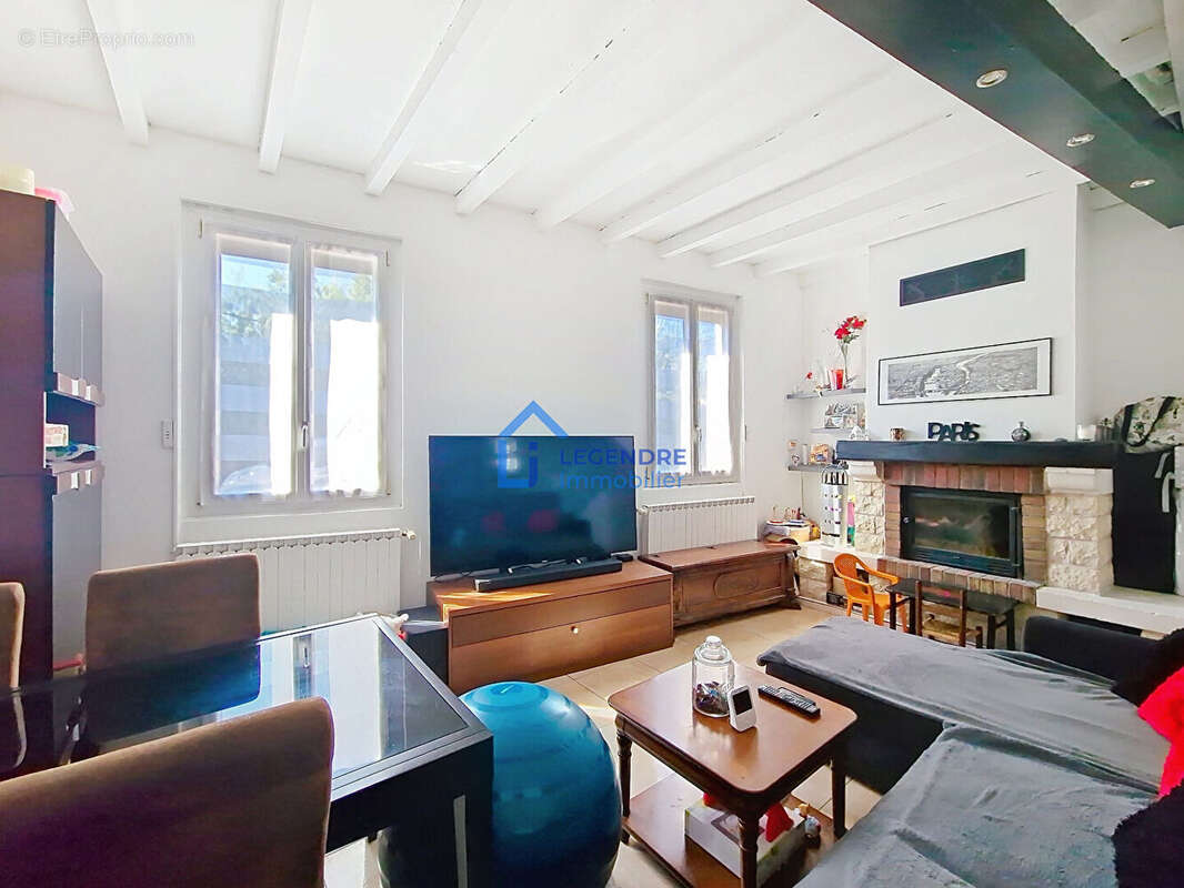 Maison à MONTIGNY-LES-CORMEILLES