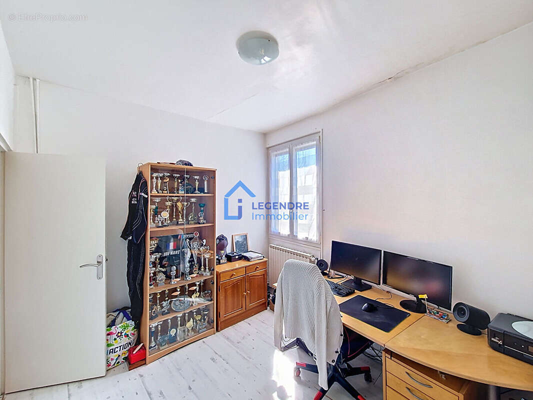 Maison à MONTIGNY-LES-CORMEILLES