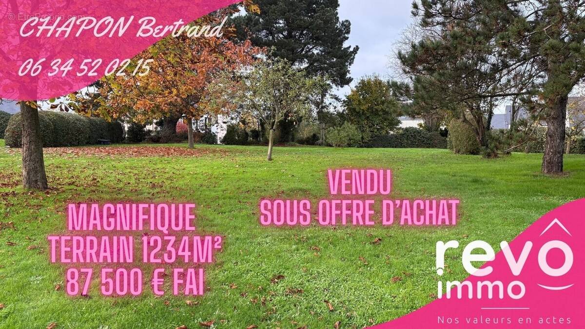 Terrain à SAINT-LAMBERT-DU-LATTAY