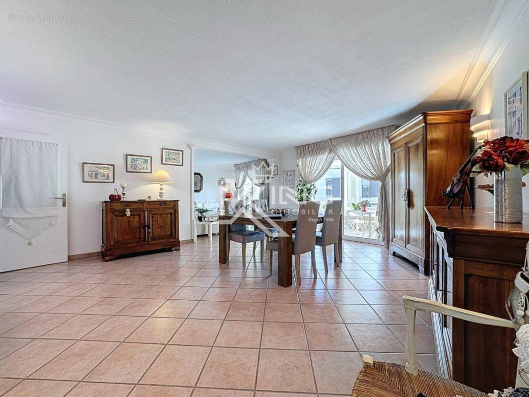Appartement à SAINT-RAPHAEL