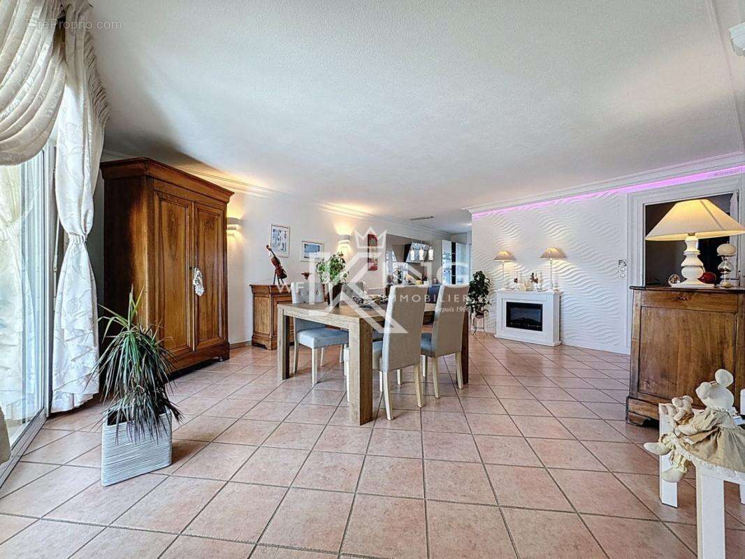 Appartement à SAINT-RAPHAEL