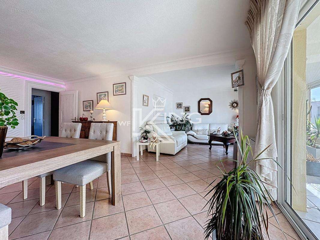 Appartement à SAINT-RAPHAEL