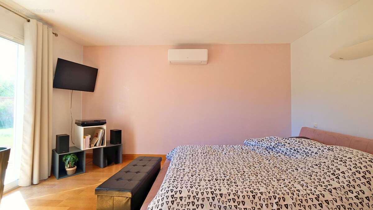 Maison à SAINT-CHINIAN