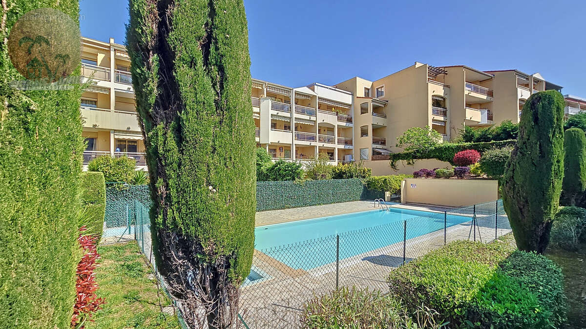 Appartement à LE CANNET