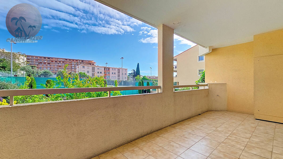 Appartement à LE CANNET