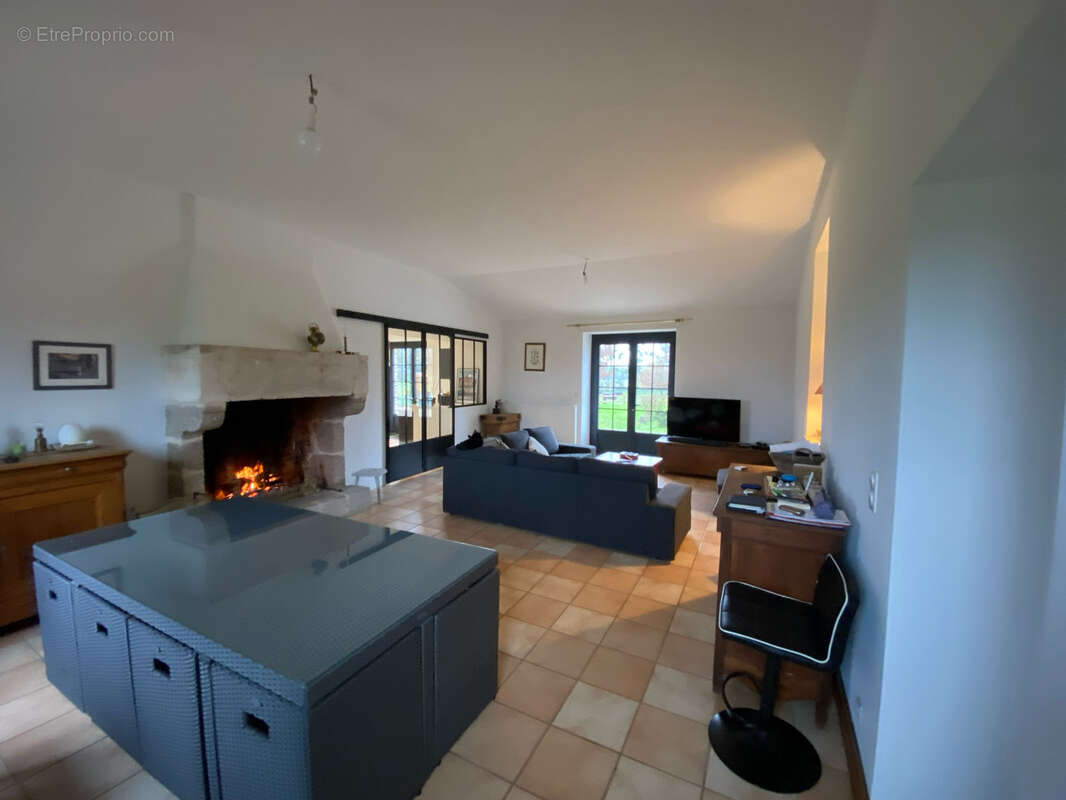 Maison à MOUTIERS-SUR-LE-LAY