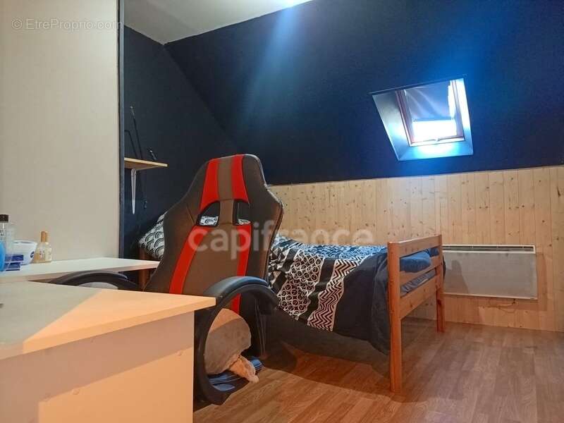 Maison à LES BORDES