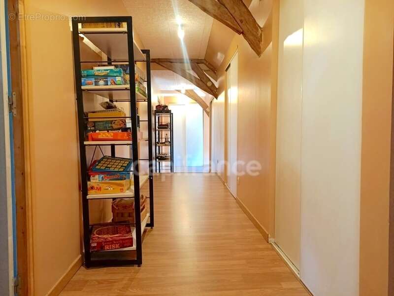 Maison à LES BORDES