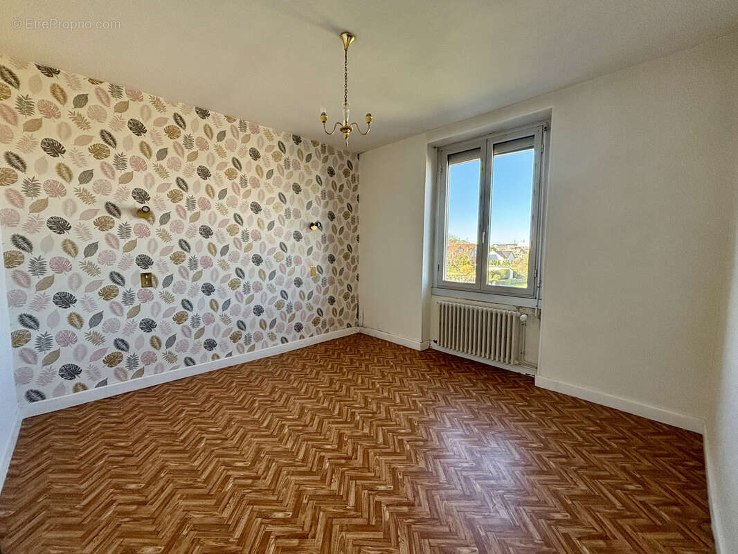 Maison à BRIVE-LA-GAILLARDE