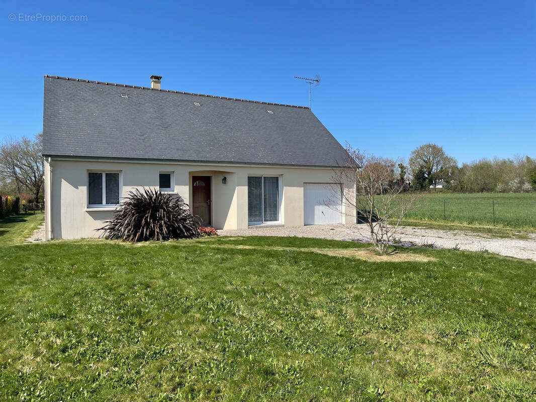 Maison à CHAZE-HENRY