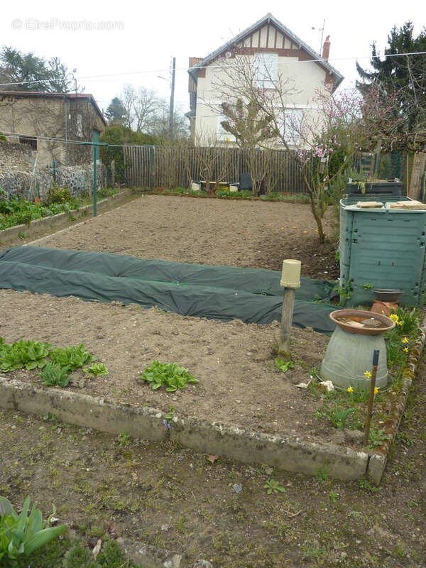 Maison à MONTMORILLON