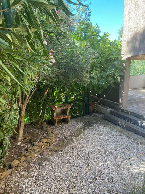 Maison à BORMES-LES-MIMOSAS