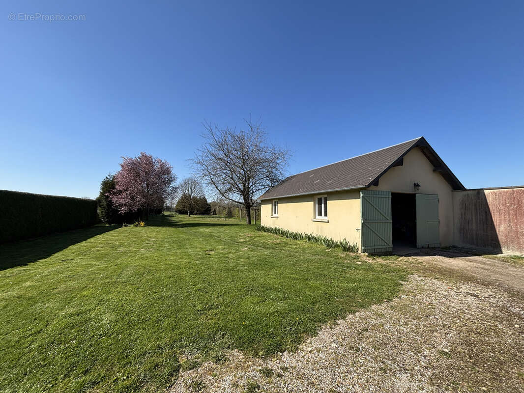 Maison à LE FIDELAIRE