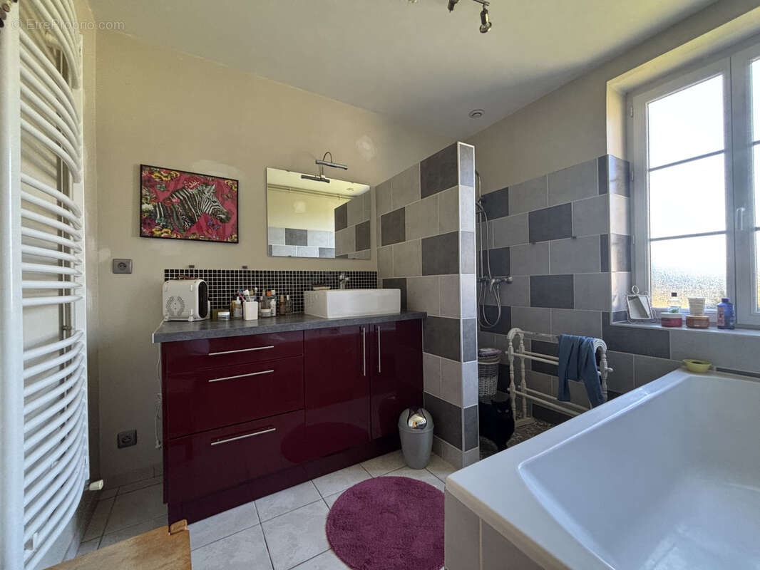 Maison à LE FIDELAIRE