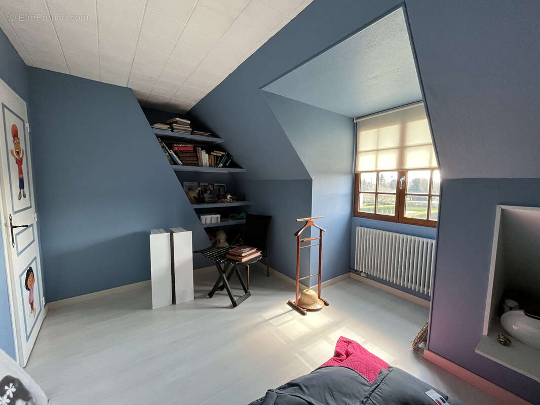 Maison à ANGERVILLE-LA-MARTEL