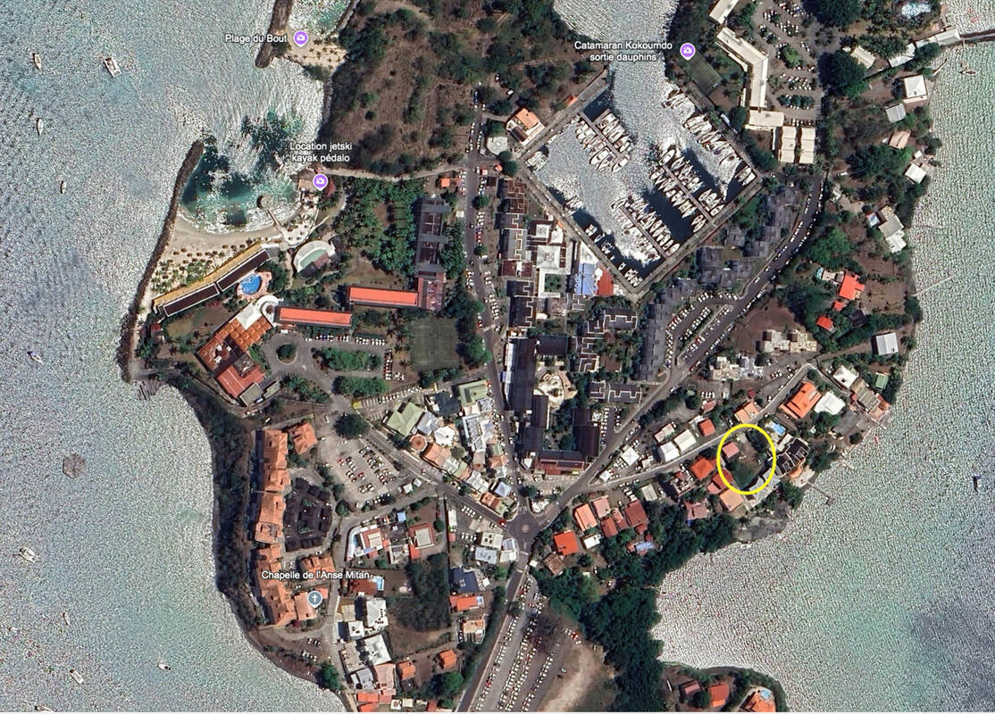 Terrain à LES TROIS-ILETS