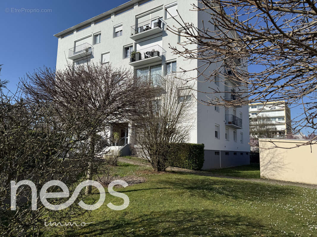 Appartement à CHEVIGNY-SAINT-SAUVEUR