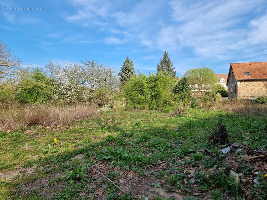 Terrain à JOUARS-PONTCHARTRAIN