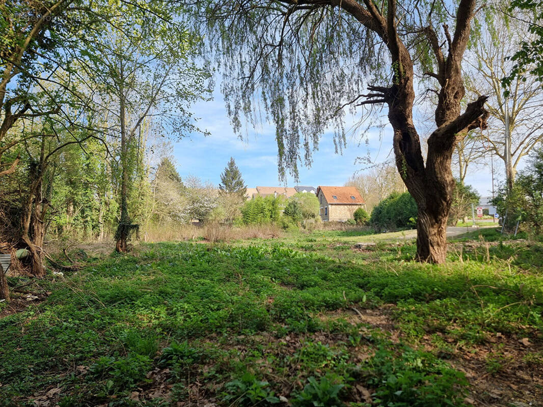 Terrain à JOUARS-PONTCHARTRAIN