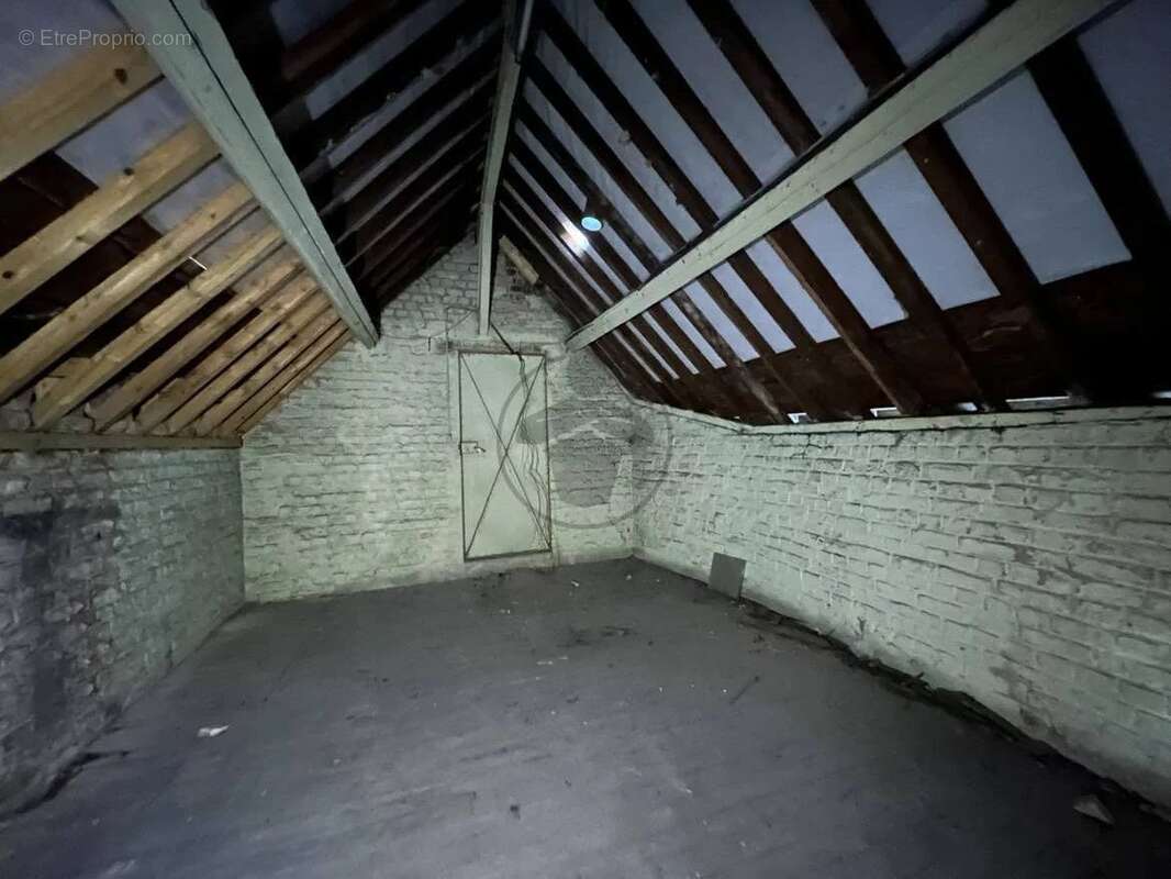 Commerce à SAINT-QUENTIN