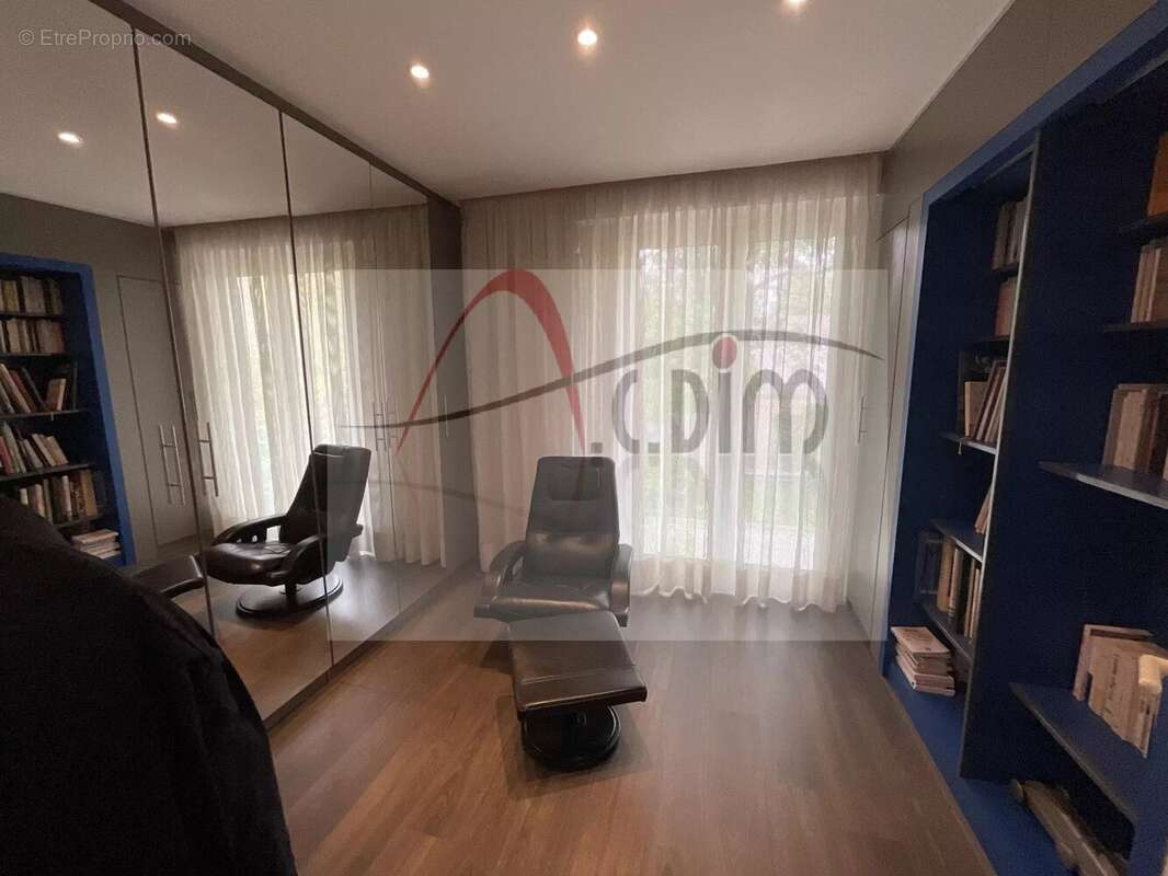 Maison à LA ROCHETTE