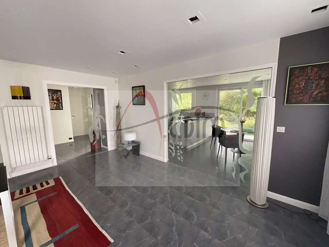 Maison à LA ROCHETTE