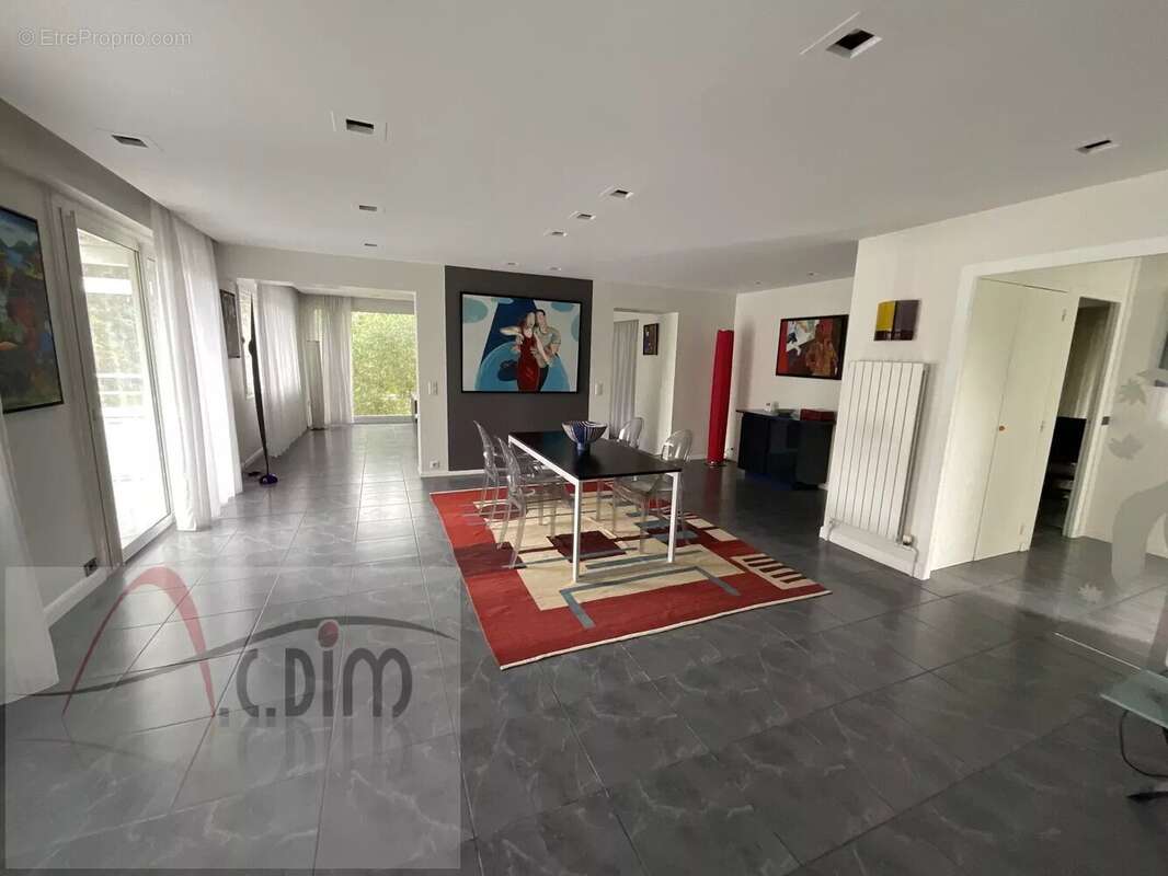 Maison à LA ROCHETTE