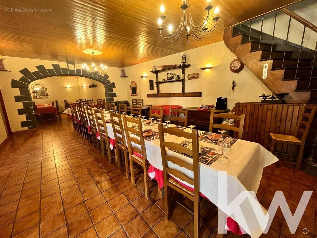 Commerce à SAINT-AGOULIN