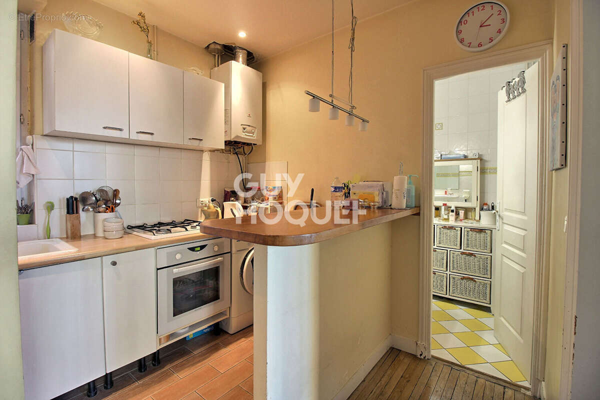 Appartement à PARIS-11E