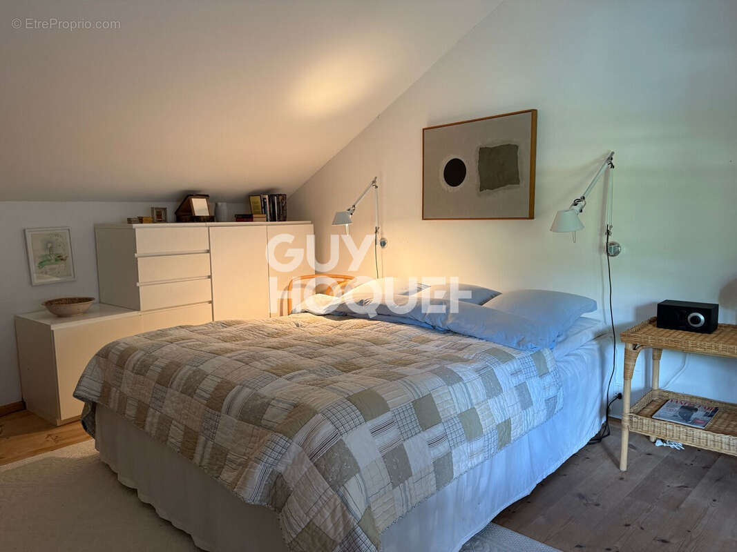 Maison à LAROQUE-DES-ARCS