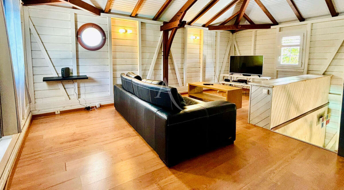 Maison à SAINTE-LUCE