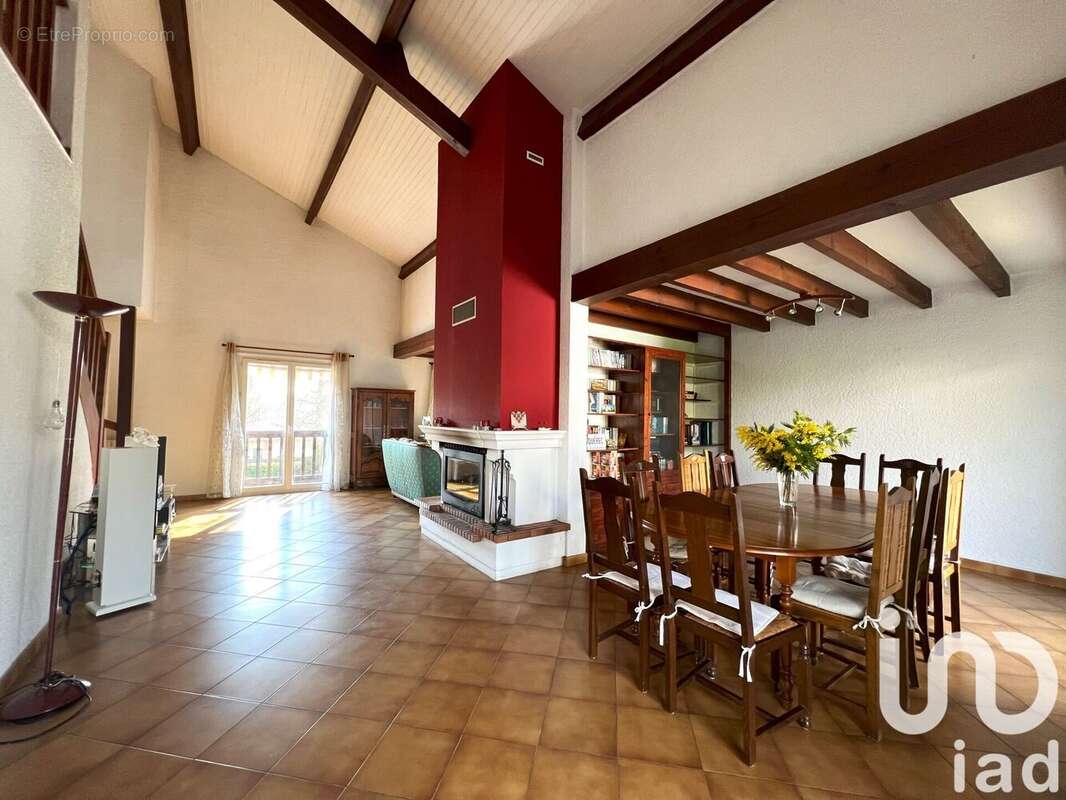 Photo 4 - Maison à SAINT-PIERRE-DU-MONT