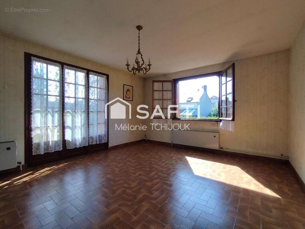 Photo 2 - Maison à MONTCRESSON