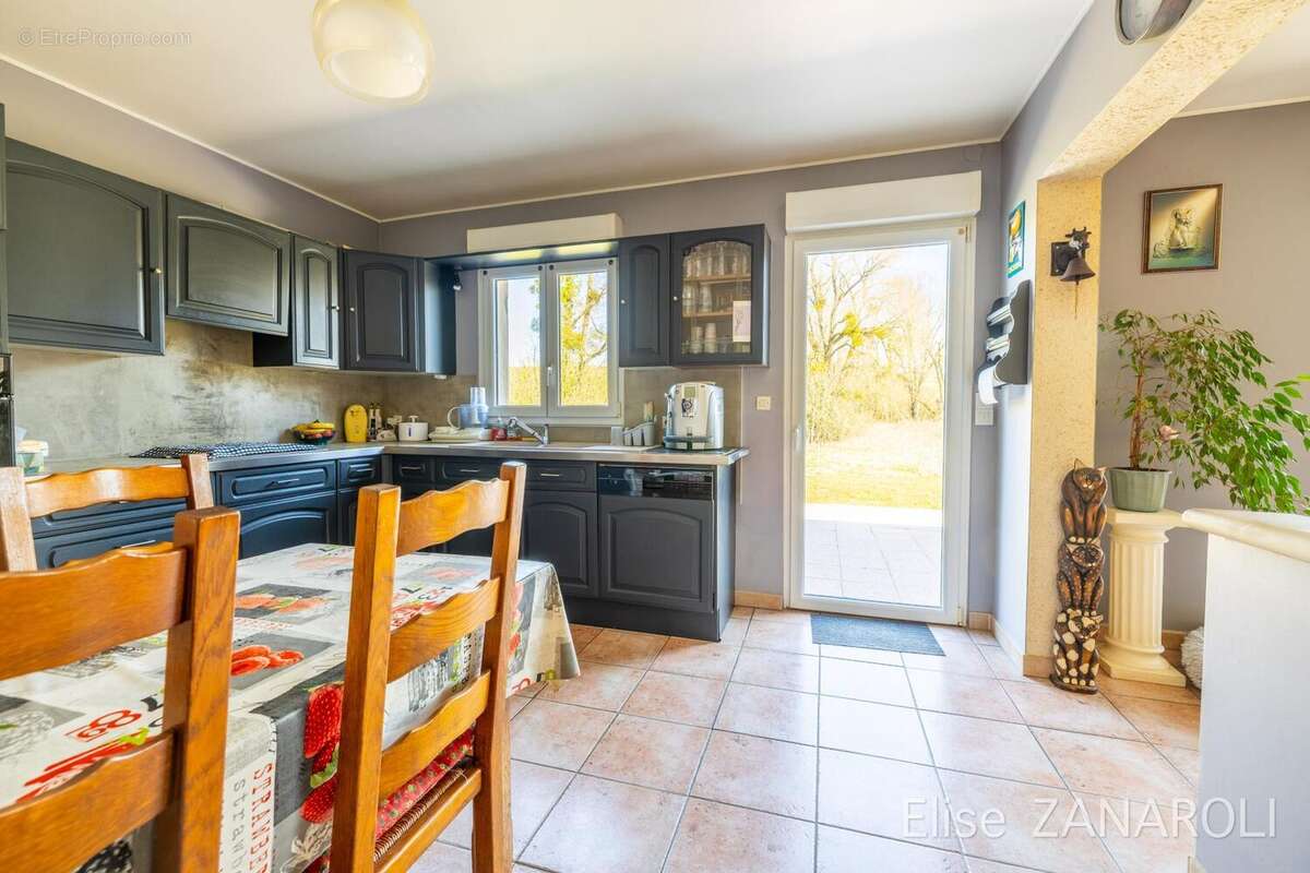 Photo 2 - Maison à ROUSSY-LE-VILLAGE