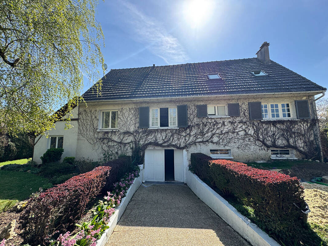 Maison à MONTFORT-L'AMAURY