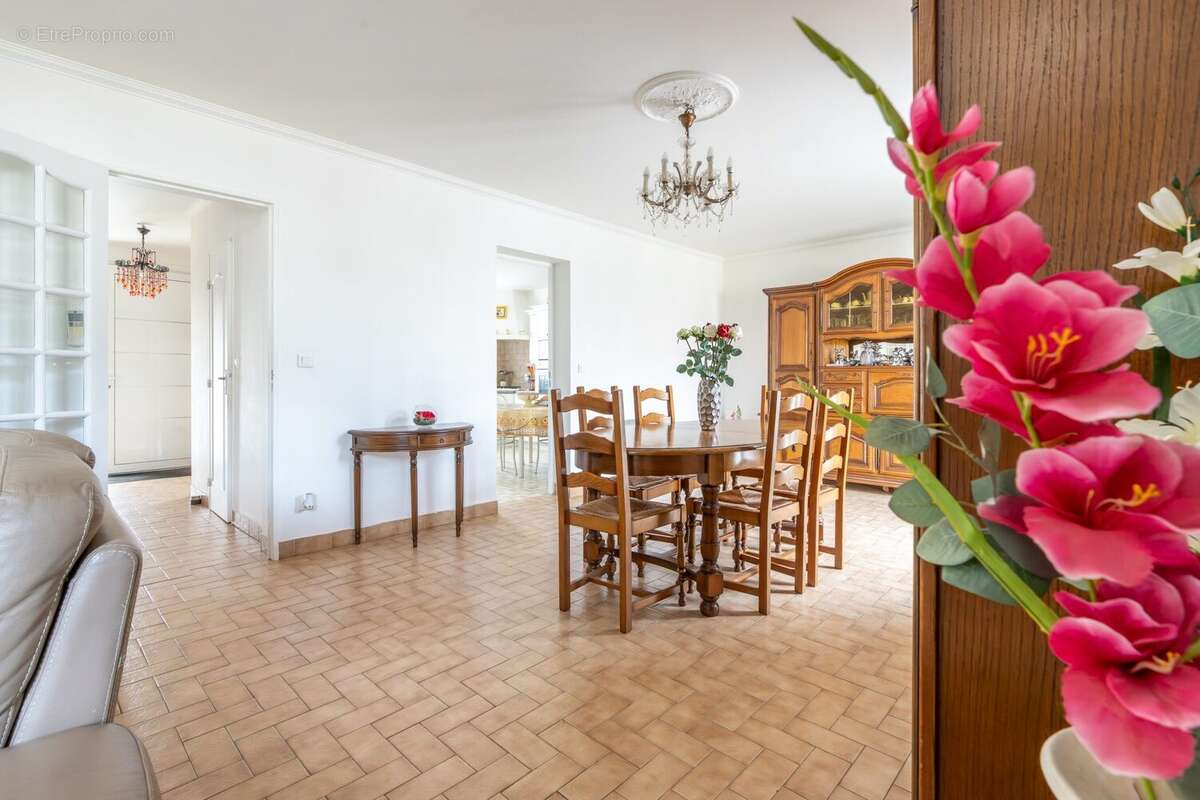 Maison à PONTAULT-COMBAULT