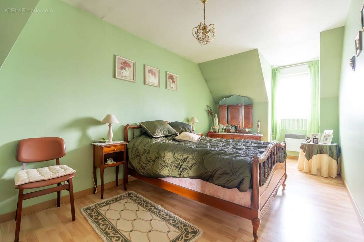 Maison à PONTAULT-COMBAULT