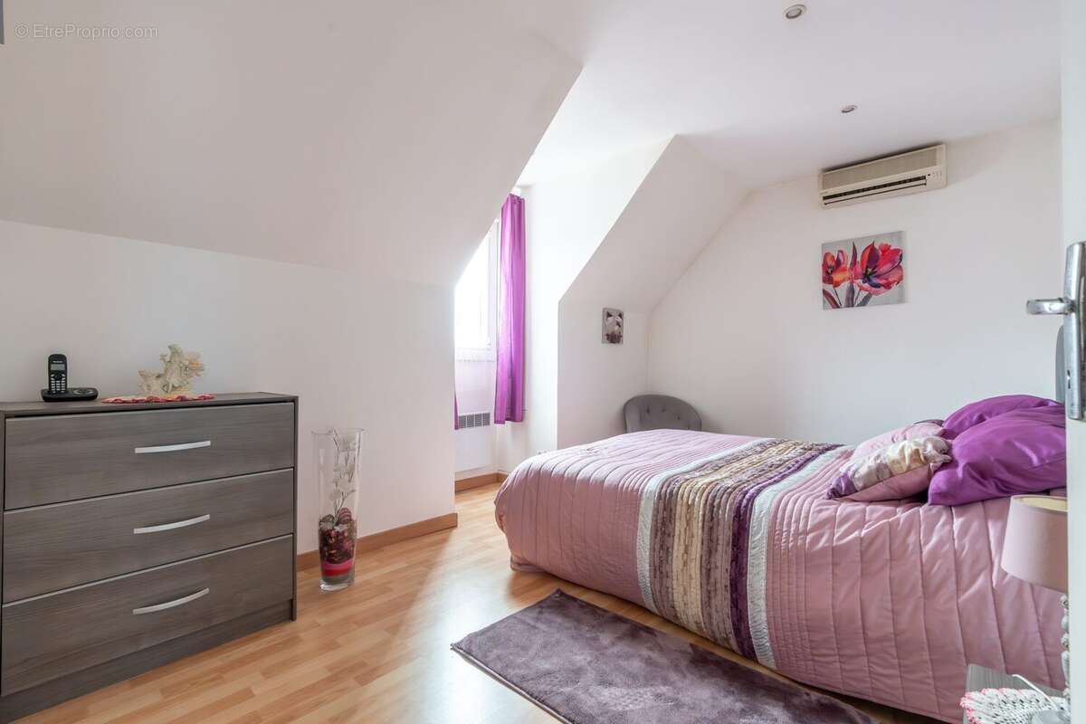 Maison à PONTAULT-COMBAULT