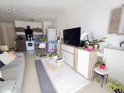 Appartement à SAINT-LAURENT-DU-VAR