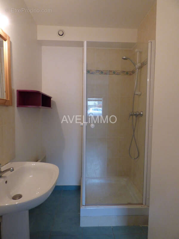 Maison à LA QUEUE-LES-YVELINES