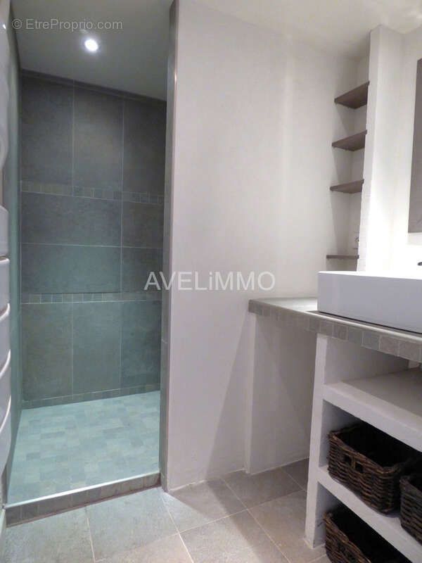 Maison à LA QUEUE-LES-YVELINES