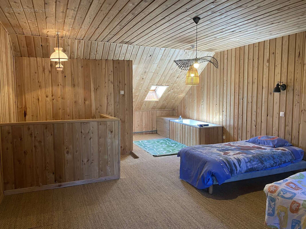 Maison à MOULINS-LA-MARCHE