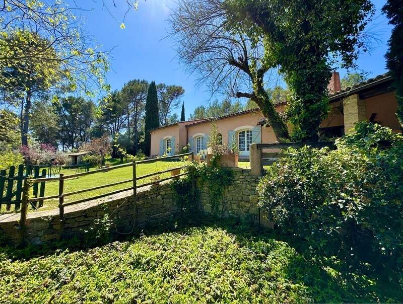 Maison à SAINT-JEAN-DE-CUCULLES