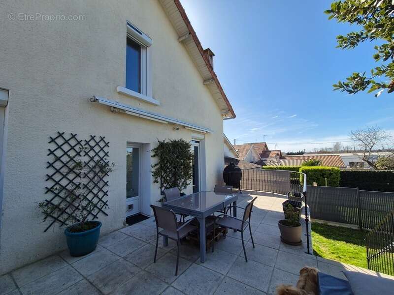 Maison à GOND-PONTOUVRE