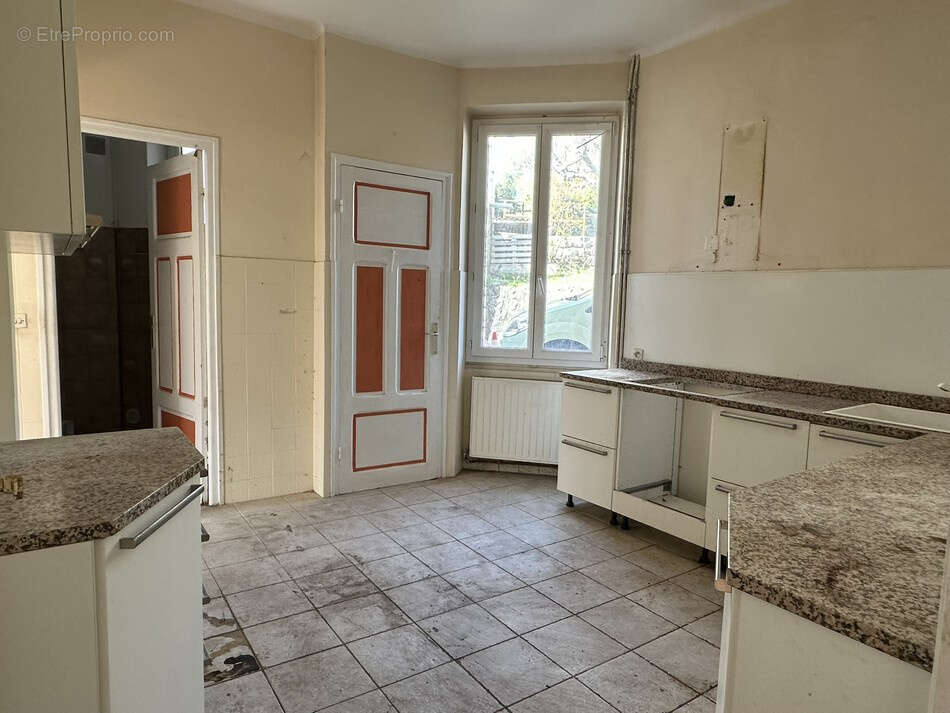 Maison à ROQUEBILLIERE