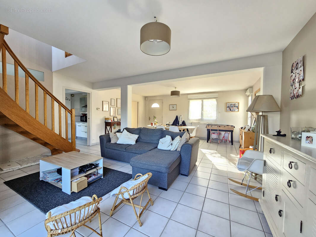 Maison à LES HERBIERS