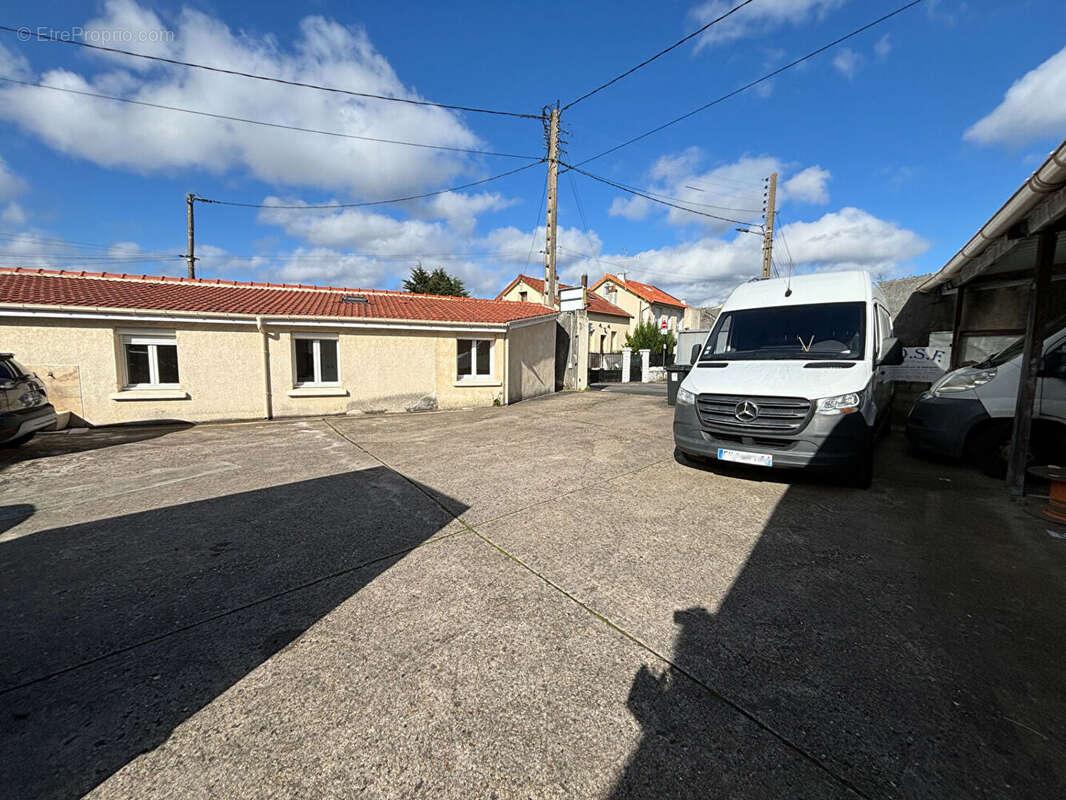 Appartement à CORBEIL-ESSONNES