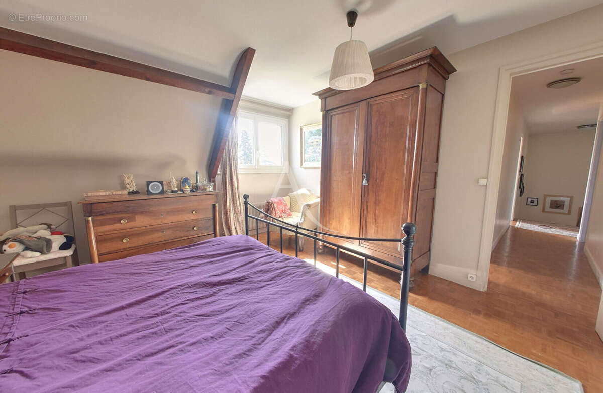 Maison à CHAMPIGNY-SUR-MARNE